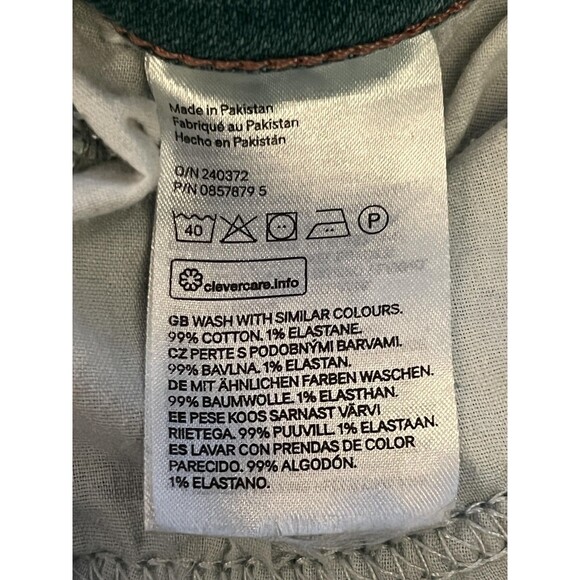 H&M Denim Shorts Womens 10 Blue Distressed Cutoff Frayed Hem High Rise - Picture 5 of 6